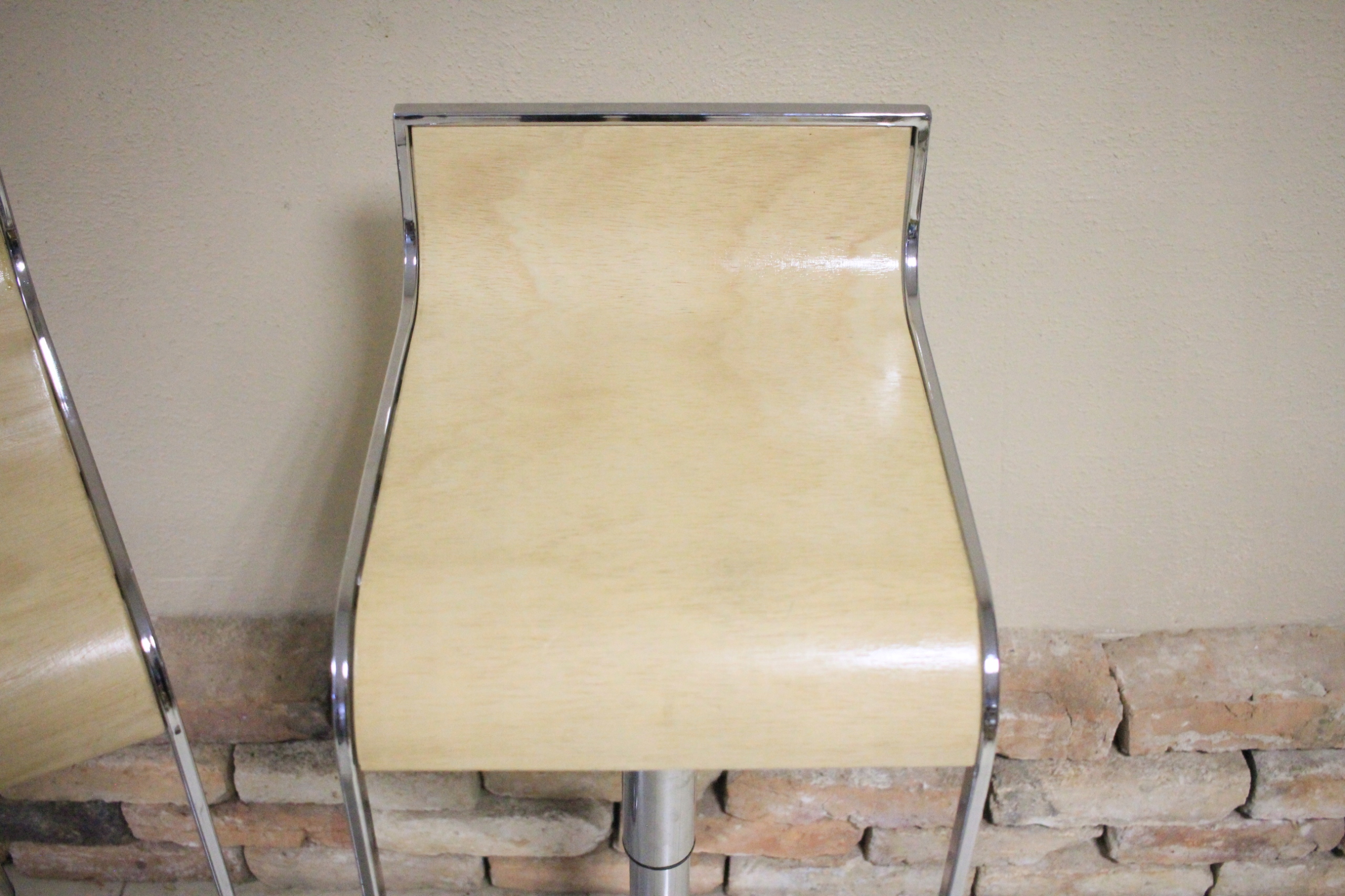 62b115728d78189b6d4e626065390a49