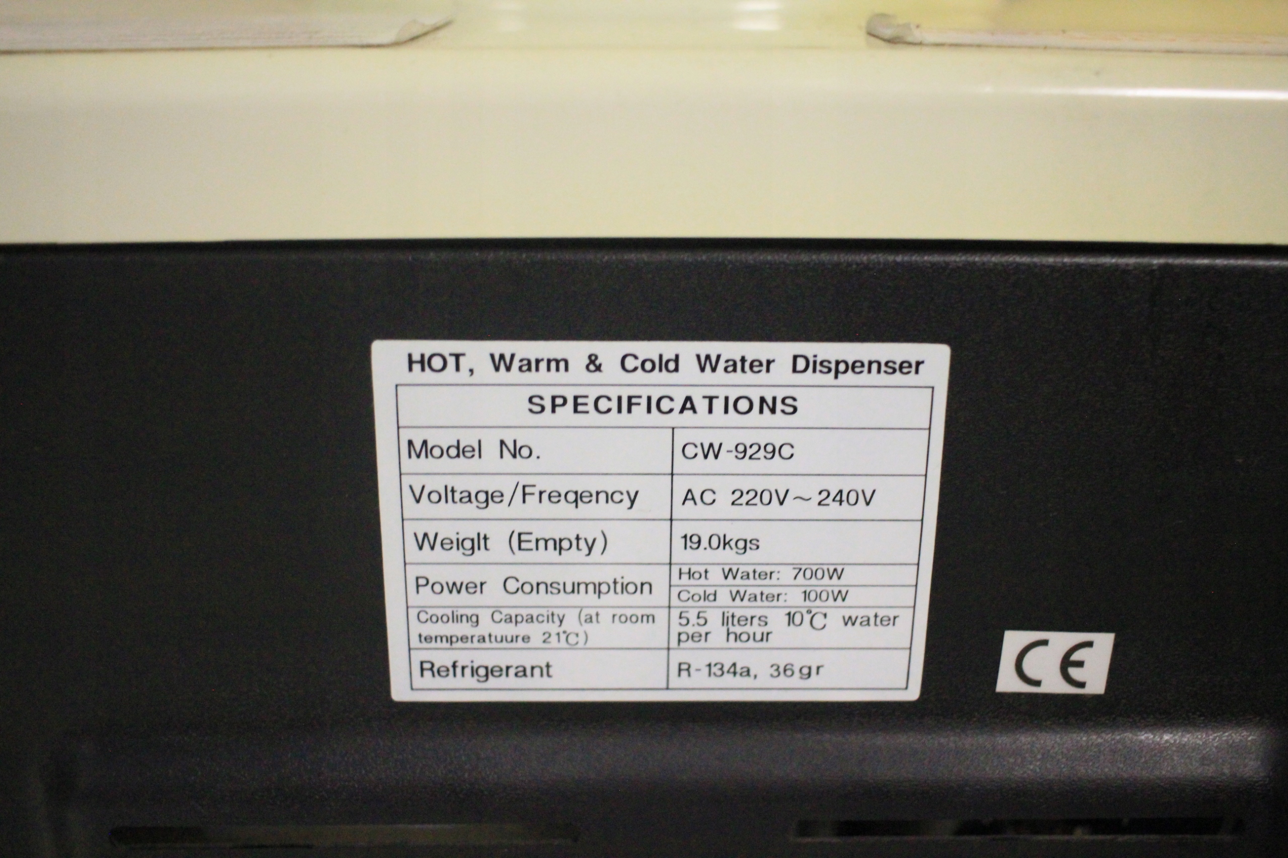 8934baf44e8b6adaaaae4b2b0cf95bea