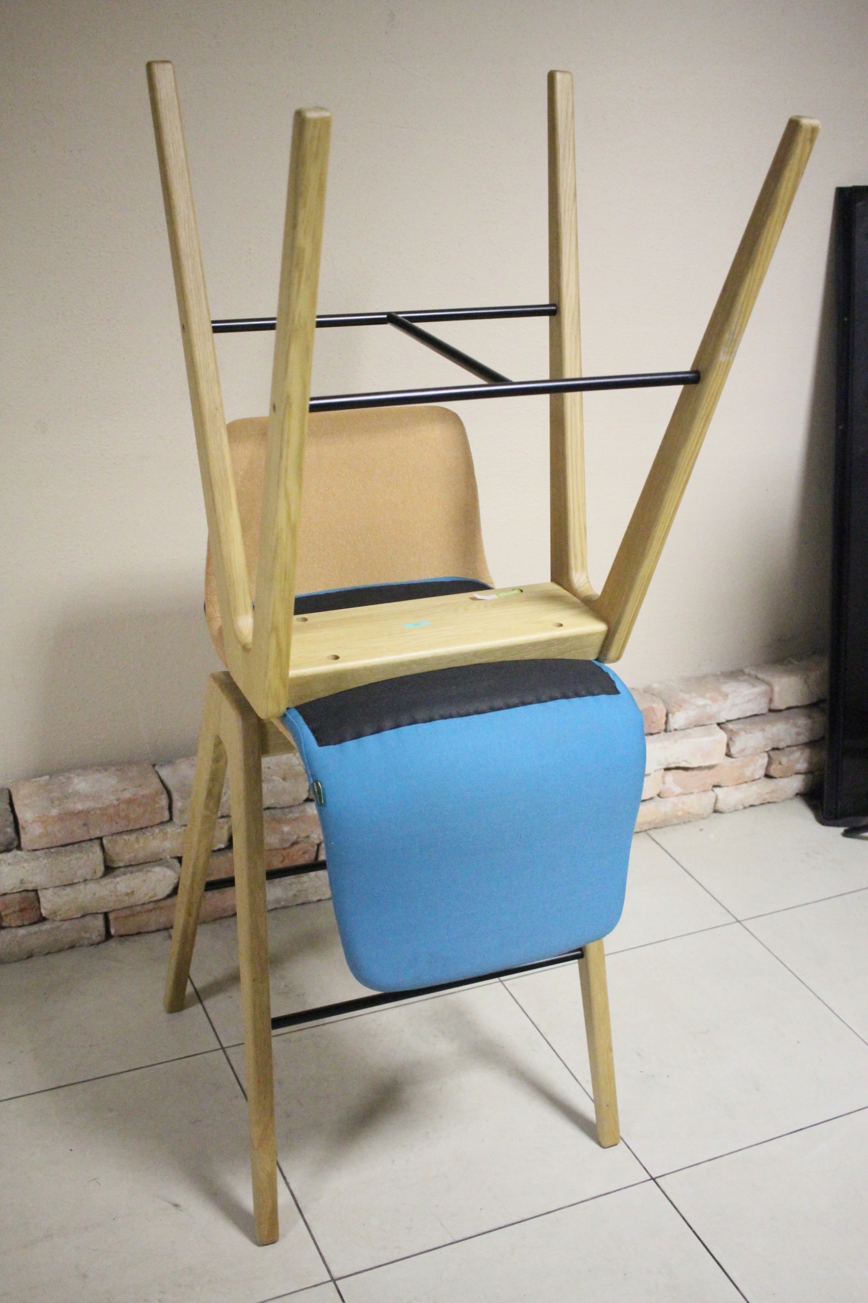 3a8368ead9453d2ea9358146e3cdc26b