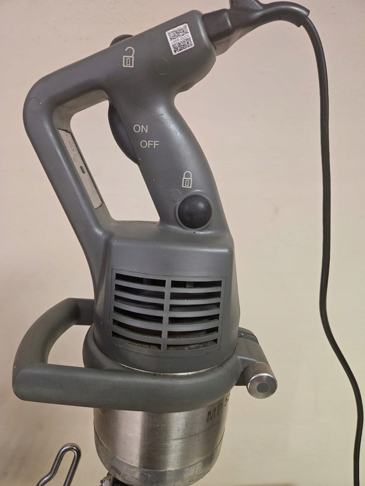 4d93164217716340ebe0fefd8f5b4c17