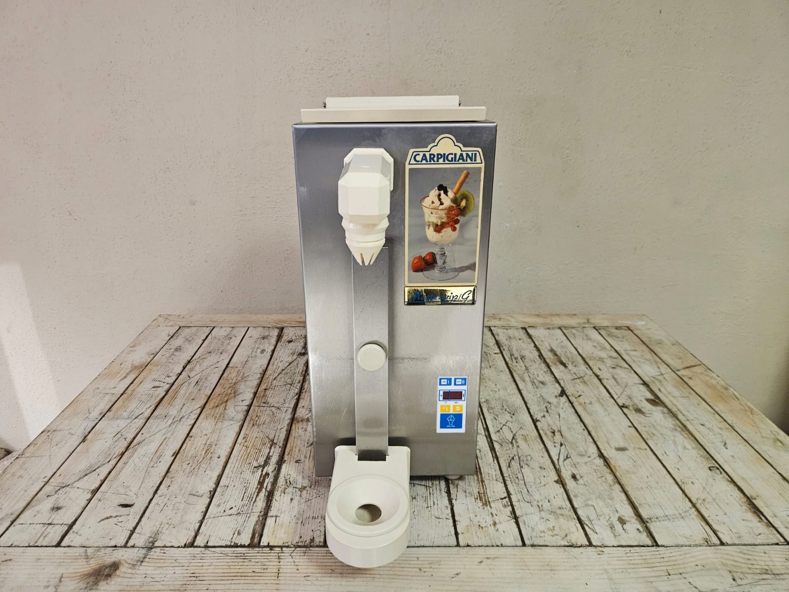 9287f5c248ea2844b0f9b0600992d08e