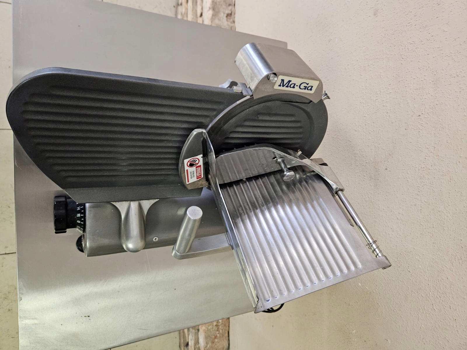 40f124508d723f7eb4ea5973d7498879