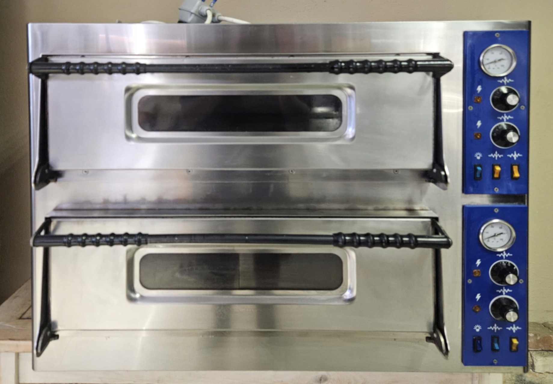 4bec75832965905d4e5900c74d1dd3ec