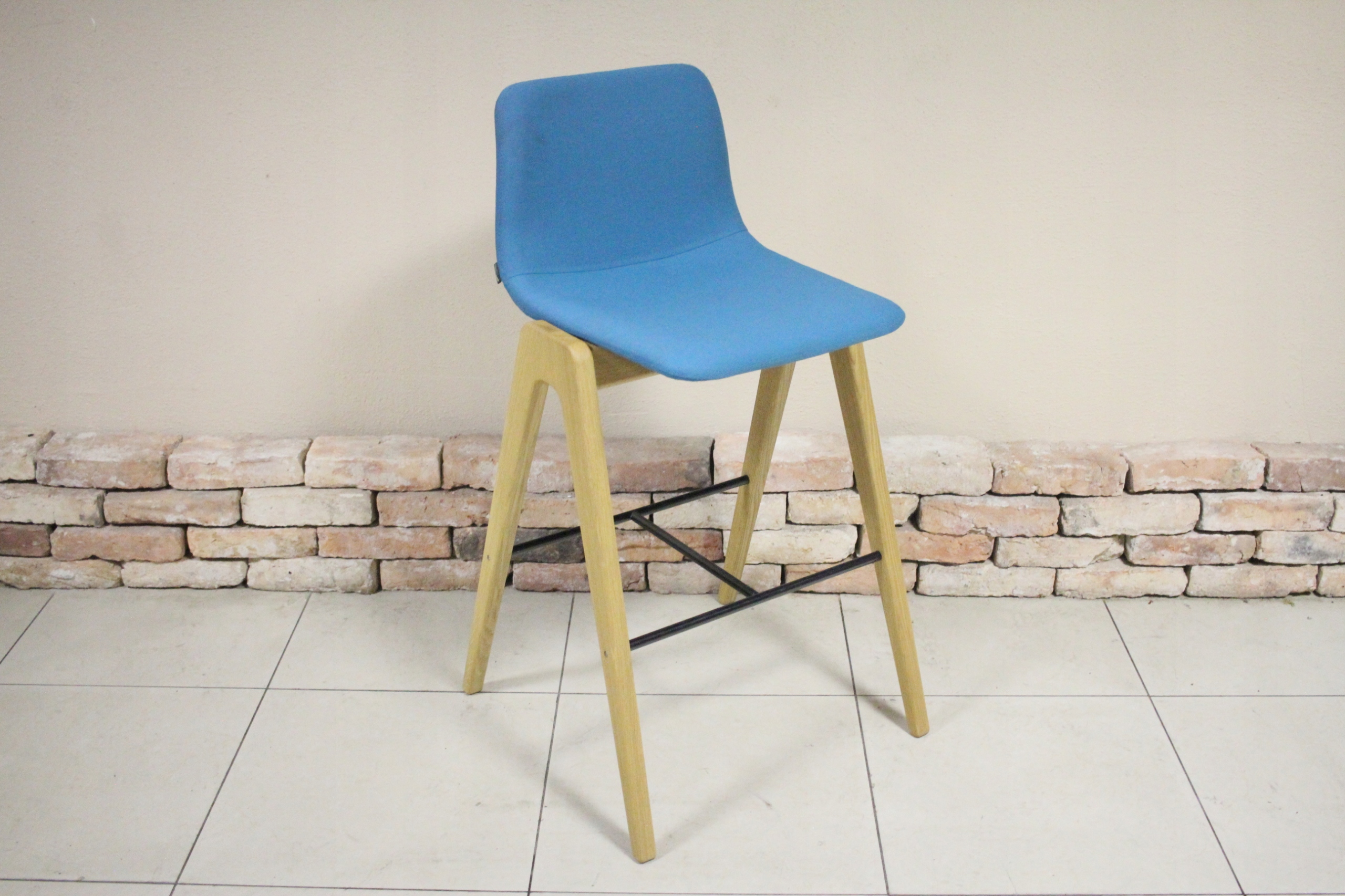 d9e3ce37d34ec7880bd35438b28ebff5