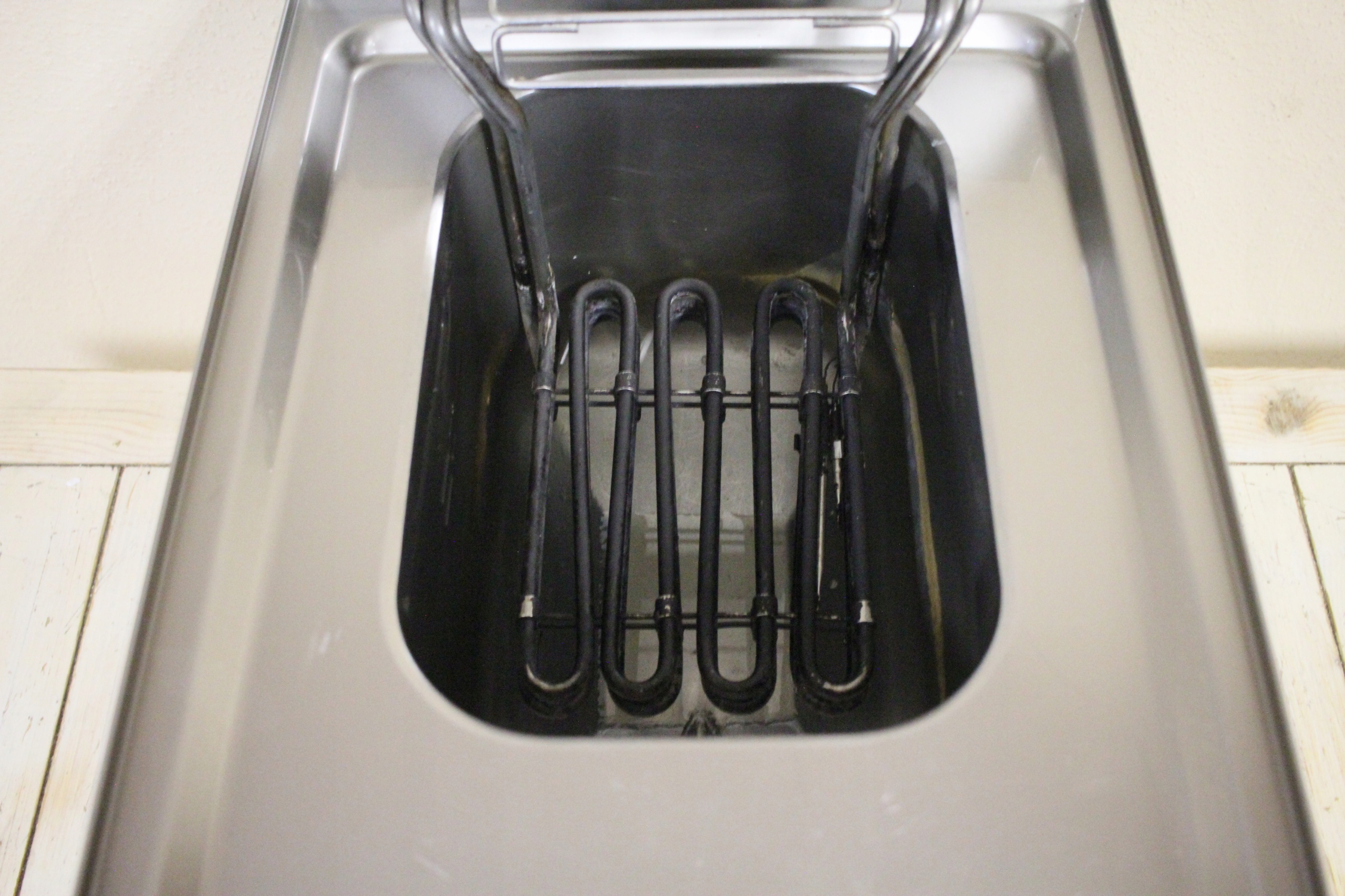 33b861d24fa7460bcf923e8244a4b735