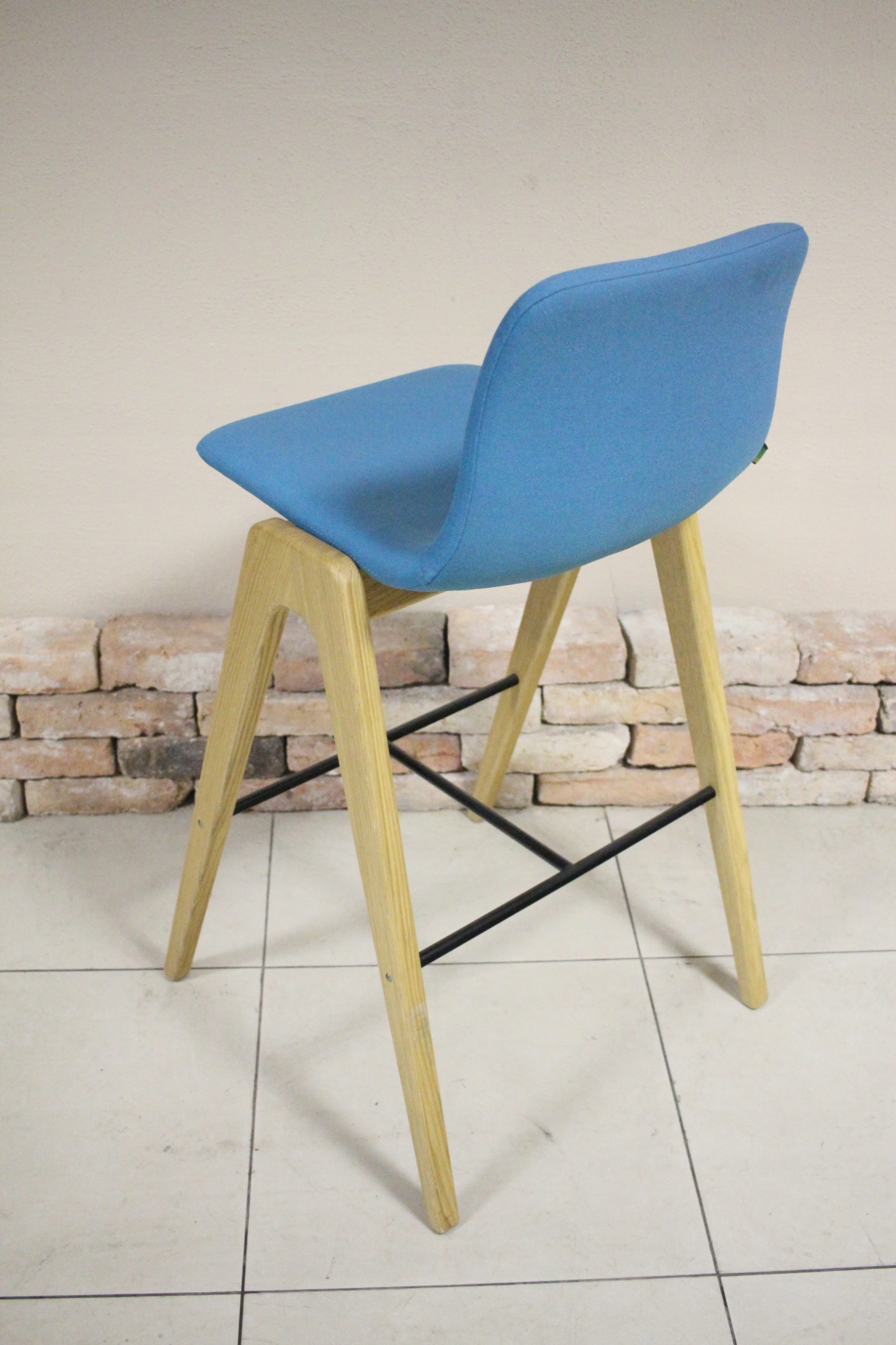 185faf9edee134d9acca6f307c3d452b