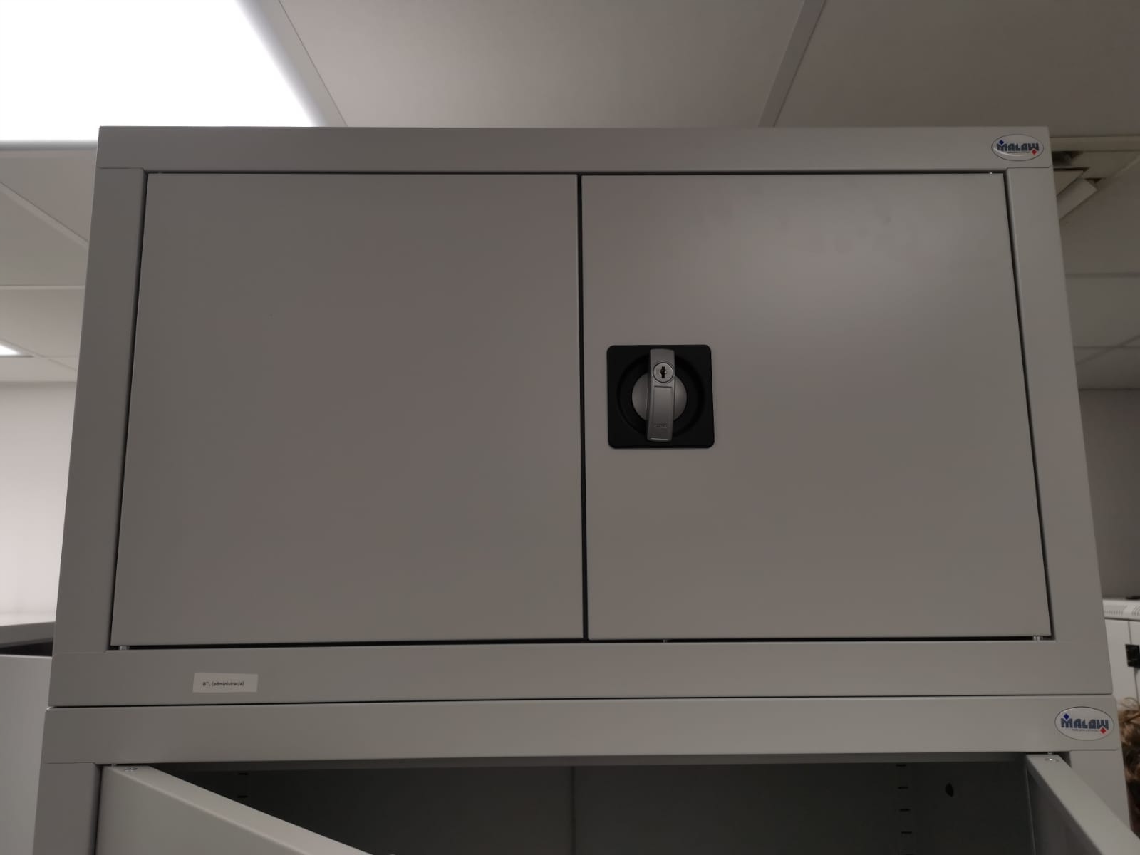 65b25f05bb89287eebf51e23dd57d365