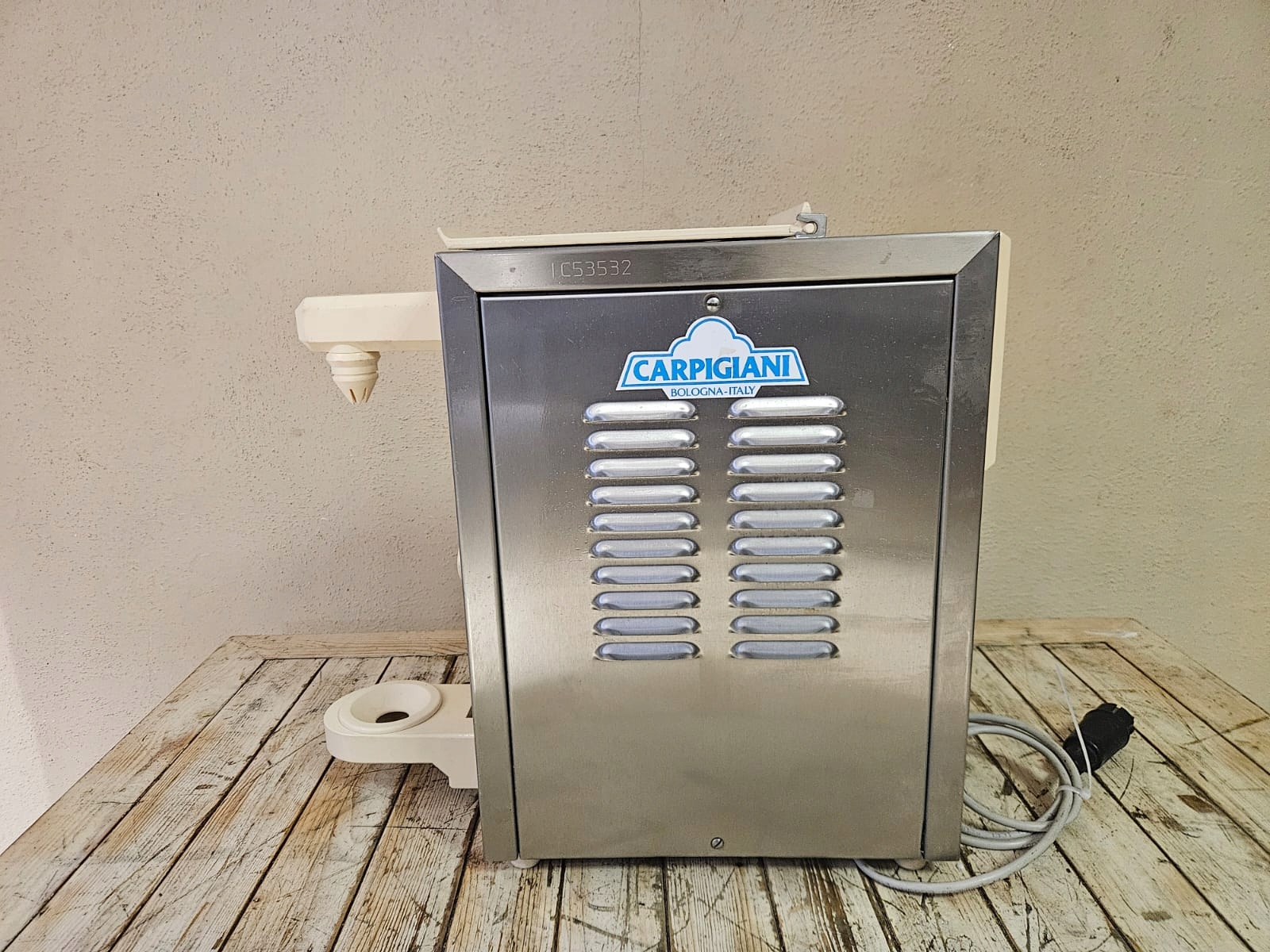 f2d5afe7cb15a20b5f916e80815ee4c8