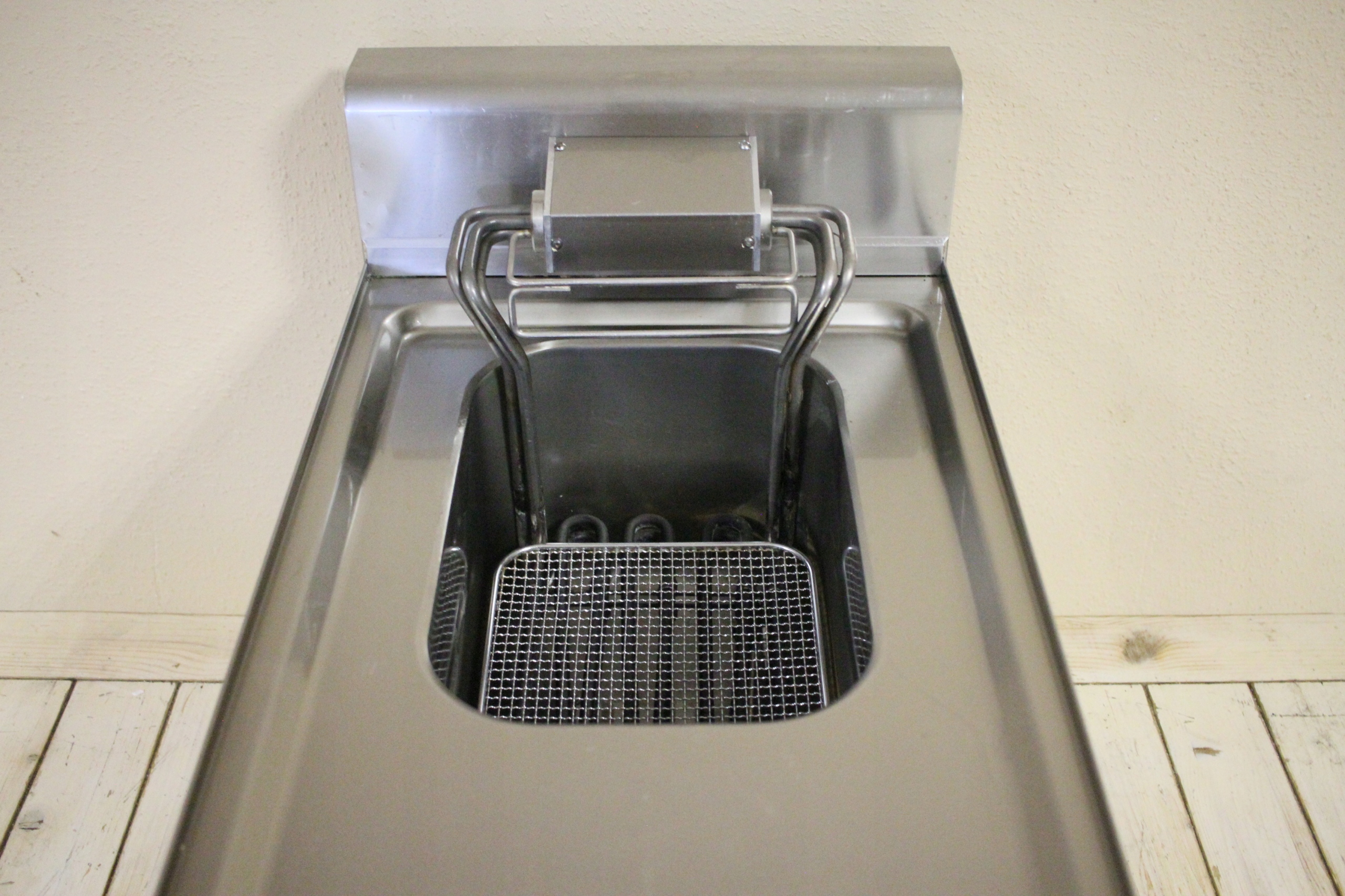 fbd77cc04f5c544583a37ef76f6123e3