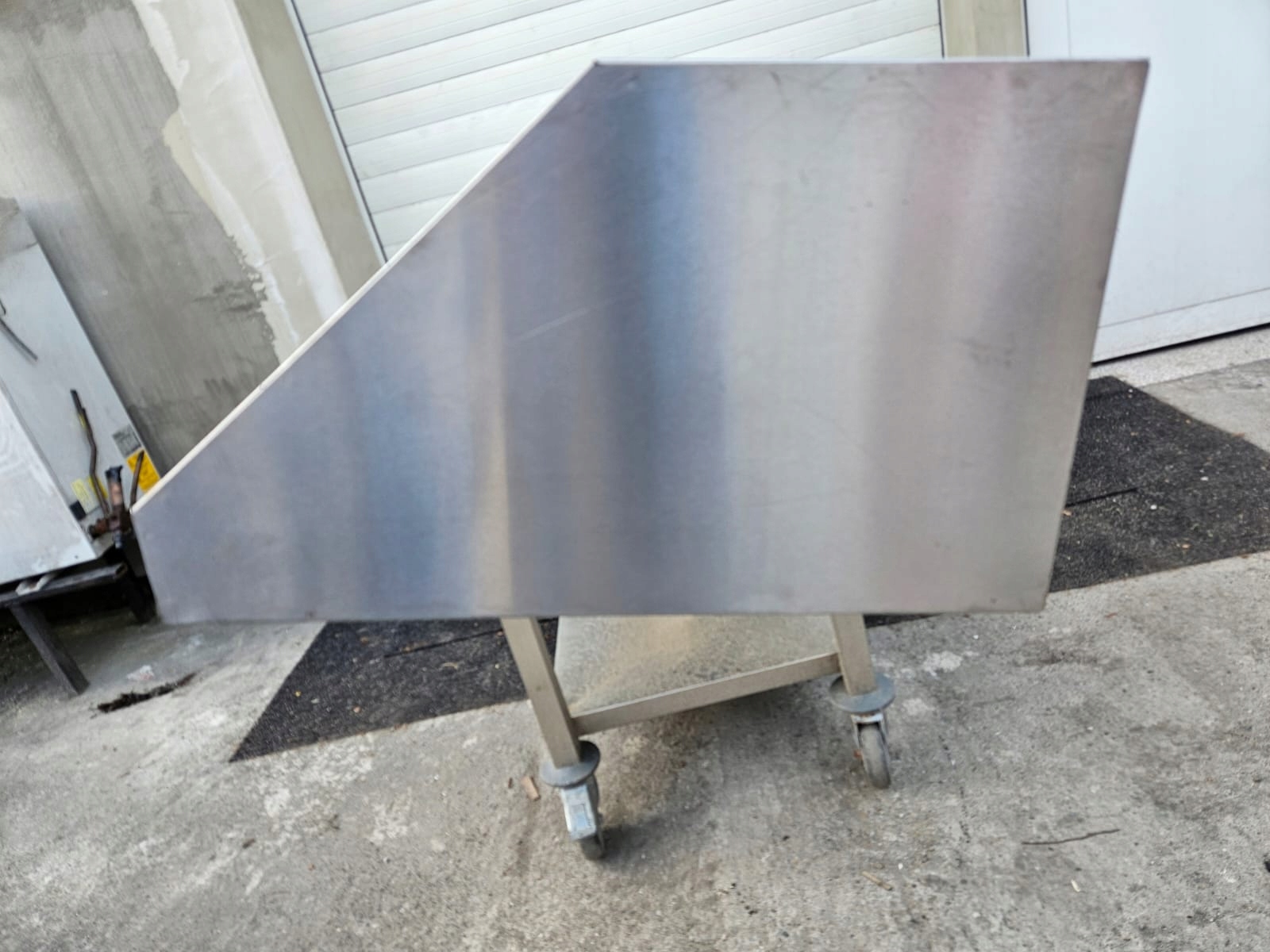 b93f5cb94fb29156c95a1cedad2b851b