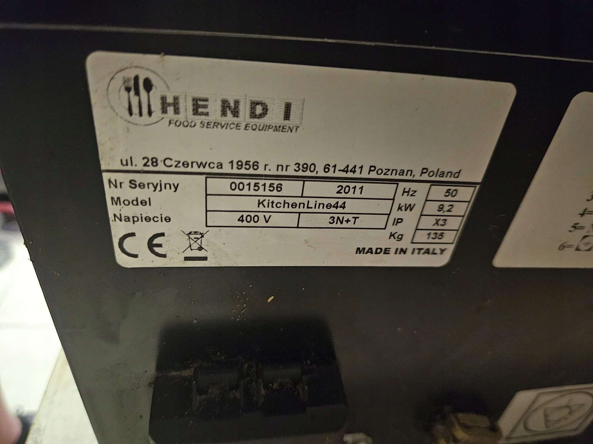 70585ca5ce016aec437cd45bc4119ef2